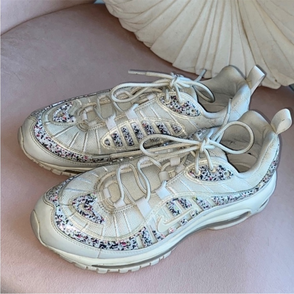 Nike Airmax 98 LX - Phantom Trainers
